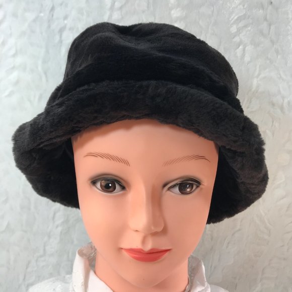 Faux fur bucket Flip Brim Hat - Picture 2 of 5